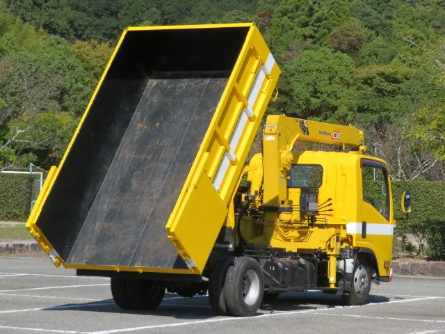 いすゞ エルフ TRG-NMR85AN(2WD)の写真12