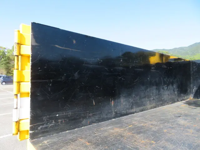 いすゞ エルフ TRG-NMR85AN(2WD)の写真26