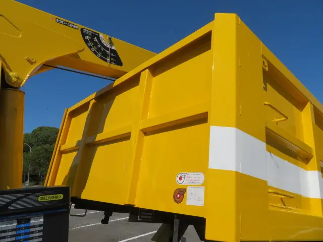 いすゞ エルフ TRG-NMR85AN(2WD)の写真31