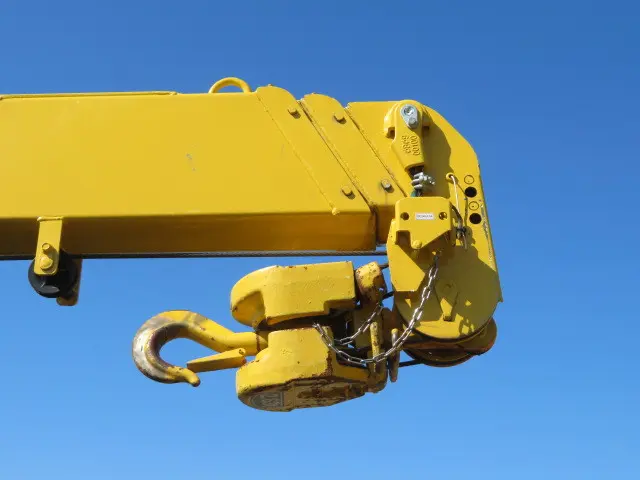 いすゞ エルフ TRG-NMR85AN(2WD)の写真36