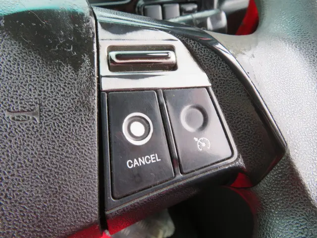 いすゞ ギガ QKG-CYZ77BM(6x4)の写真13