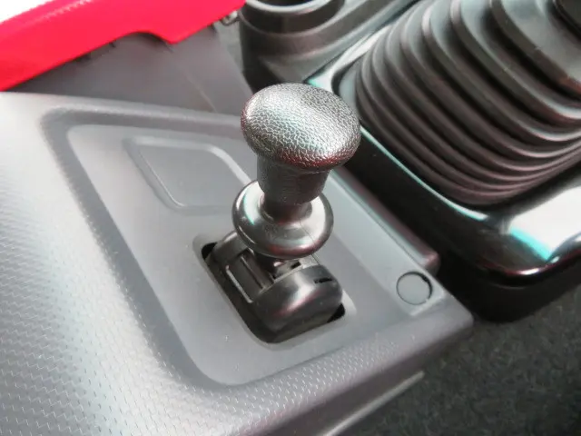 いすゞ ギガ QKG-CYZ77BM(6x4)の写真21