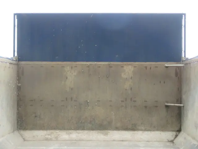 いすゞ ギガ QKG-CYZ77BM(6x4)の写真27