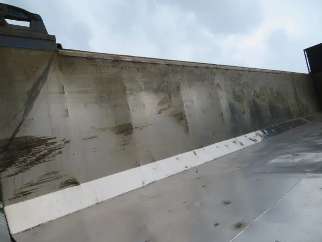 いすゞ ギガ QKG-CYZ77BM(6x4)の写真28