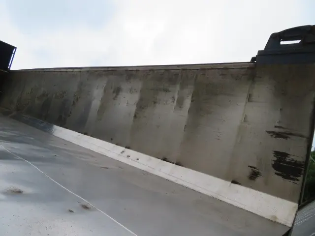 いすゞ ギガ QKG-CYZ77BM(6x4)の写真29