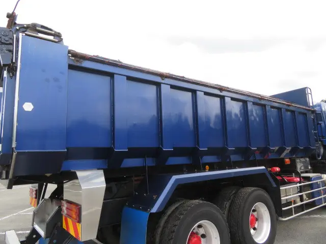 いすゞ ギガ QKG-CYZ77BM(6x4)の写真33