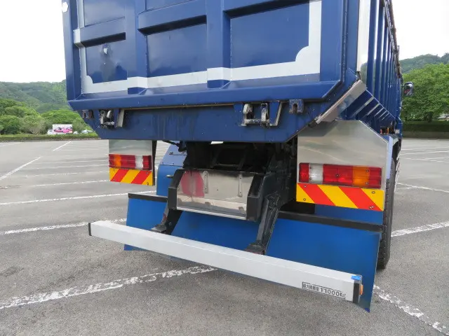 いすゞ ギガ QKG-CYZ77BM(6x4)の写真36