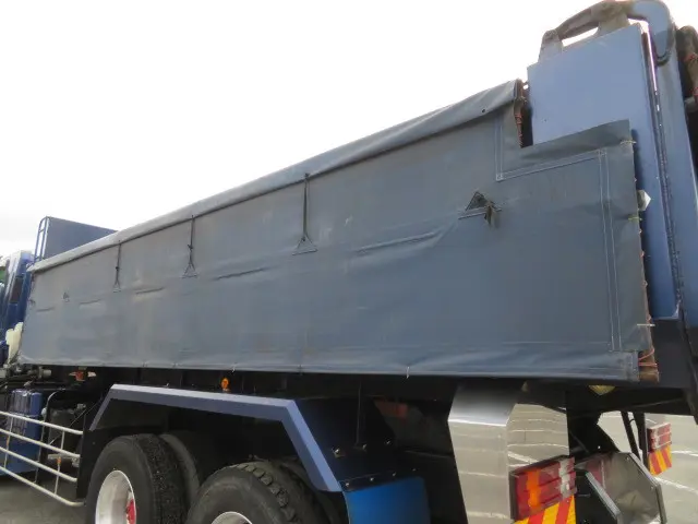 いすゞ ギガ QKG-CYZ77BM(6x4)の写真41