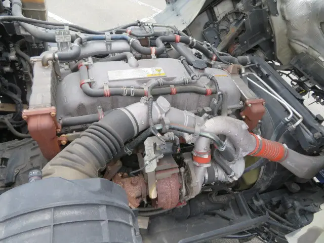 いすゞ ギガ QKG-CYZ77BM(6x4)の写真44