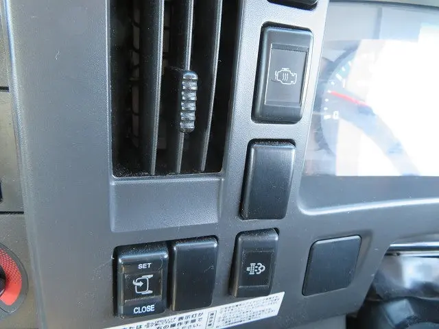 いすゞ フォワード TKG-FRR90S1(2WD)の写真18