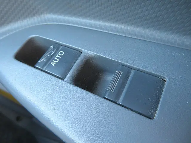 いすゞ フォワード TKG-FRR90S1(2WD)の写真22