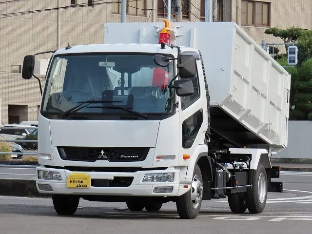 三菱 ファイター 2KG-FK72F(2WD)の写真2