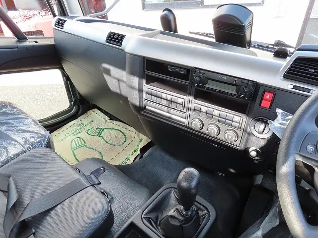 三菱 ファイター 2KG-FK72F(2WD)の写真14