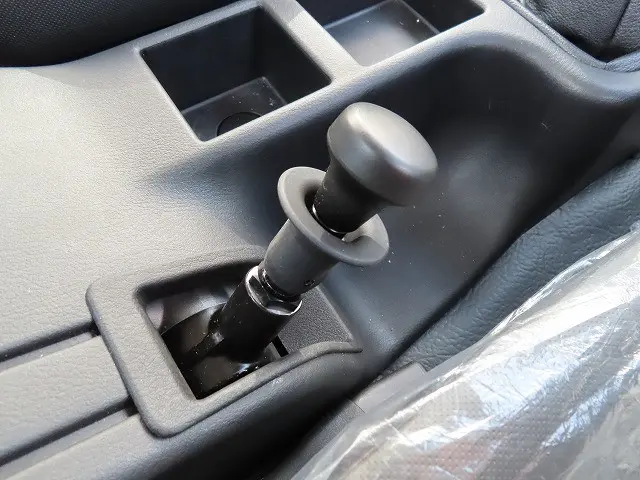 三菱 ファイター 2KG-FK72F(2WD)の写真21