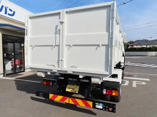 三菱 ファイター 2KG-FK72F(2WD)の写真33