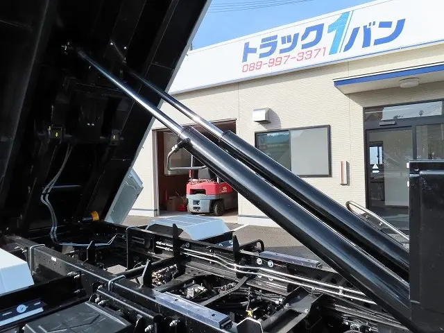 三菱 ファイター 2KG-FK72F(2WD)の写真39