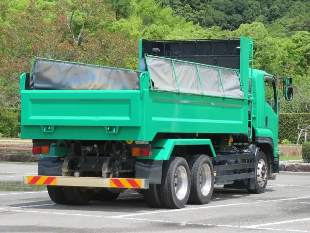 いすゞ フォワード QKG-FVZ34U2(6x4)の写真2