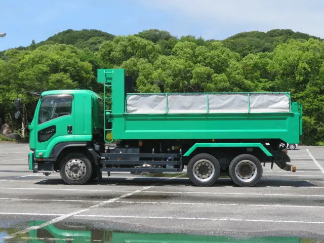 いすゞ フォワード QKG-FVZ34U2(6x4)の写真3