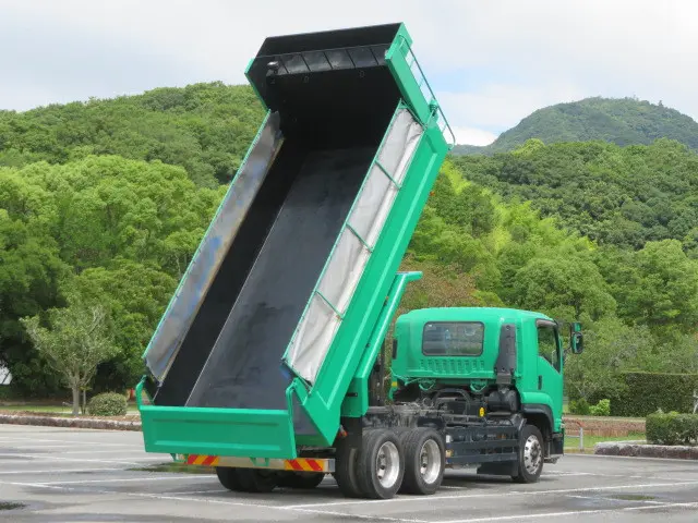 いすゞ フォワード QKG-FVZ34U2(6x4)の写真10