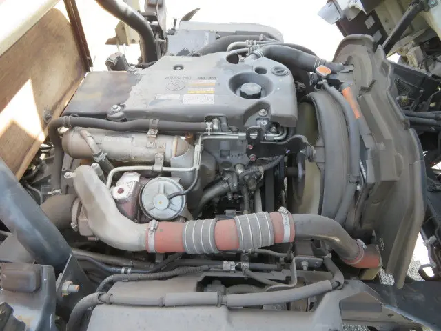 いすゞ エルフ BKG-NNR85AR(2WD)の写真34