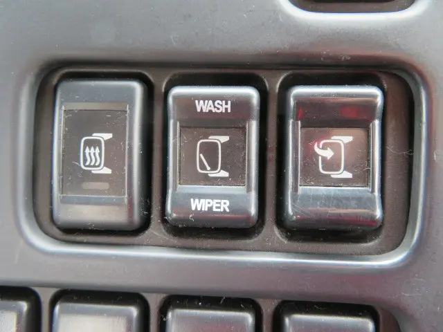 いすゞ ギガ QKG-CXZ77AT(6x4)の写真14