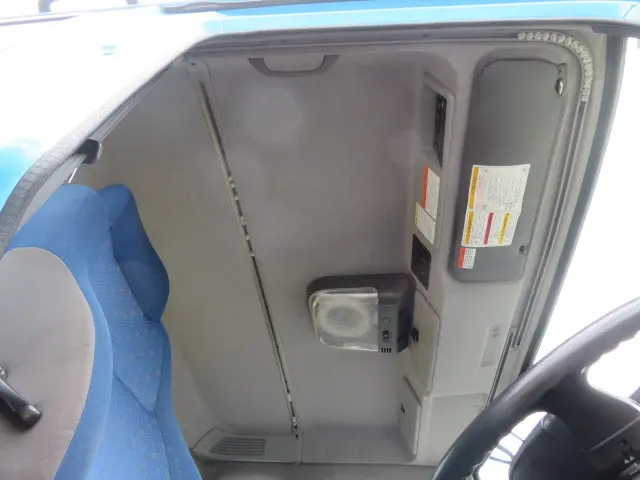 いすゞ ギガ QKG-CXZ77AT(6x4)の写真23