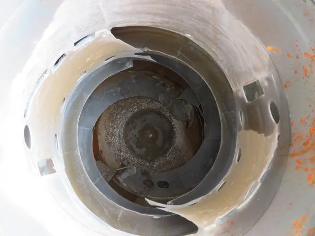 いすゞ ギガ QKG-CXZ77AT(6x4)の写真24