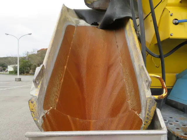 いすゞ ギガ QKG-CXZ77AT(6x4)の写真34