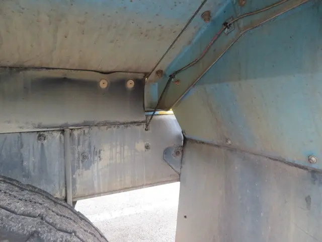 いすゞ ギガ QKG-CXZ77AT(6x4)の写真48