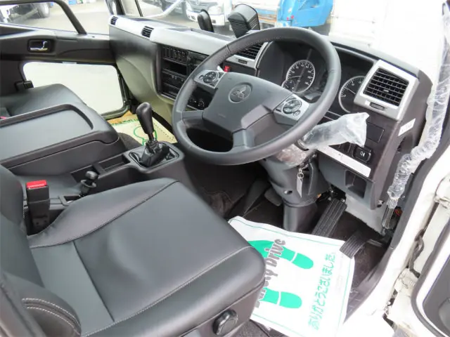 三菱 ファイター 2KG-FK72F(2WD)の写真13