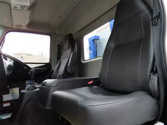 三菱 ファイター 2KG-FK72F(2WD)の写真14