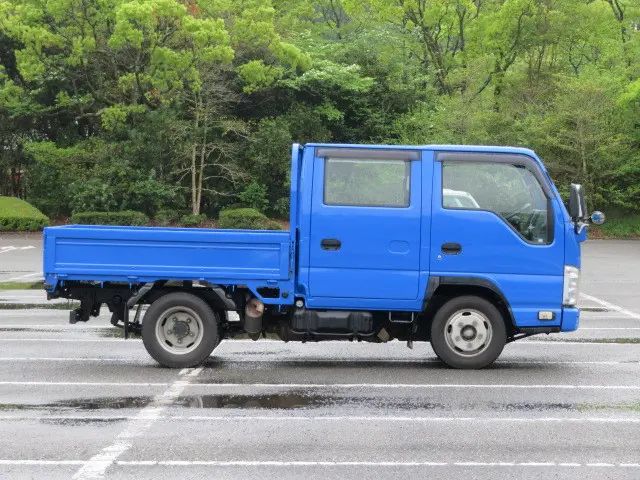 いすゞ エルフ BKG-NJR85A(2WD)の写真5