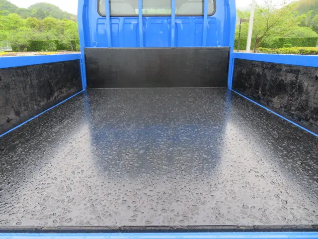 いすゞ エルフ BKG-NJR85A(2WD)の写真25