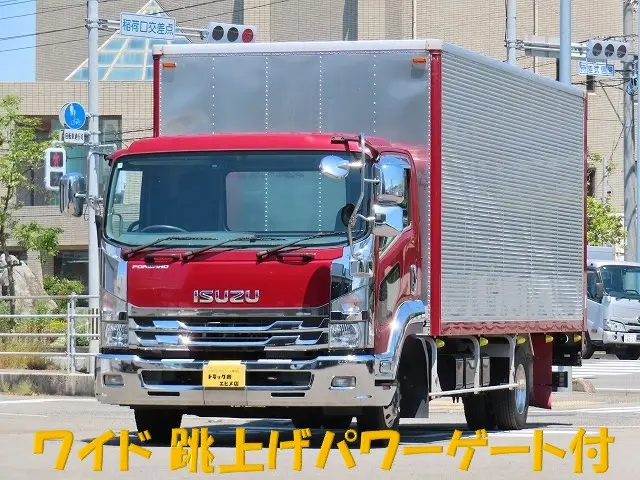 いすゞ フォワード TKG-FRR90S2(2WD)の写真1
