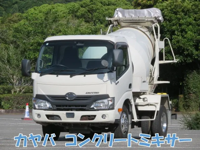 日野 デュトロ TKG-XZU600E(2WD)の写真1
