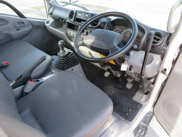 日野 デュトロ TKG-XZU600E(2WD)の写真9