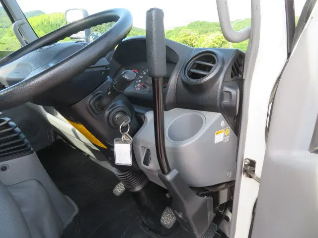 日野 デュトロ TKG-XZU600E(2WD)の写真19