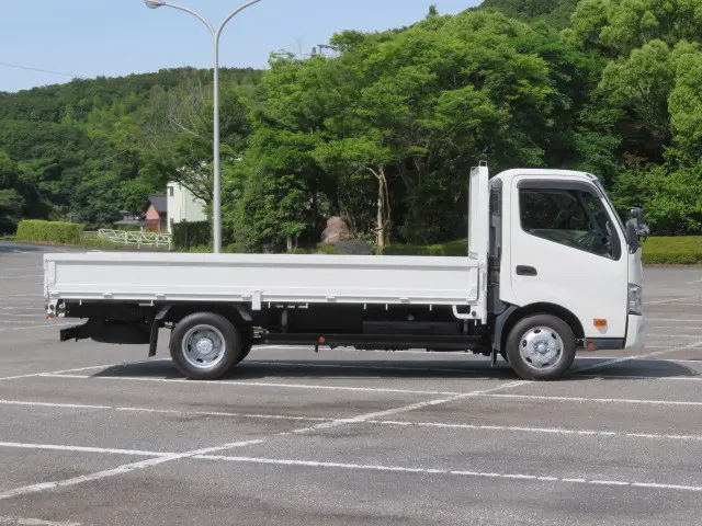 トヨタ トヨエース TPG-XZU712(2WD)の写真5