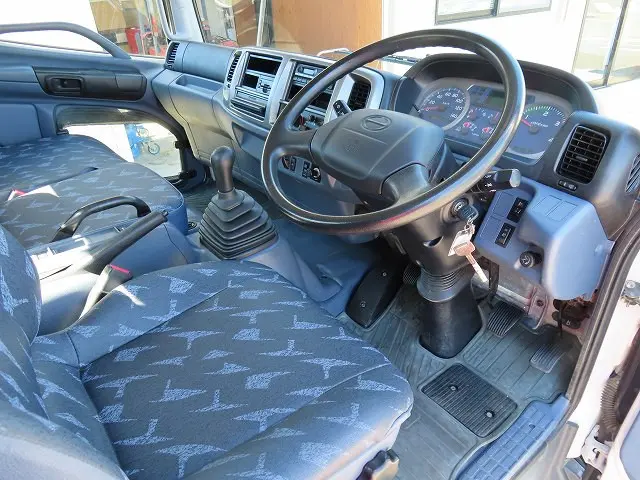 日野 レンジャー BDG-FC7JCWA(2WD)の写真11