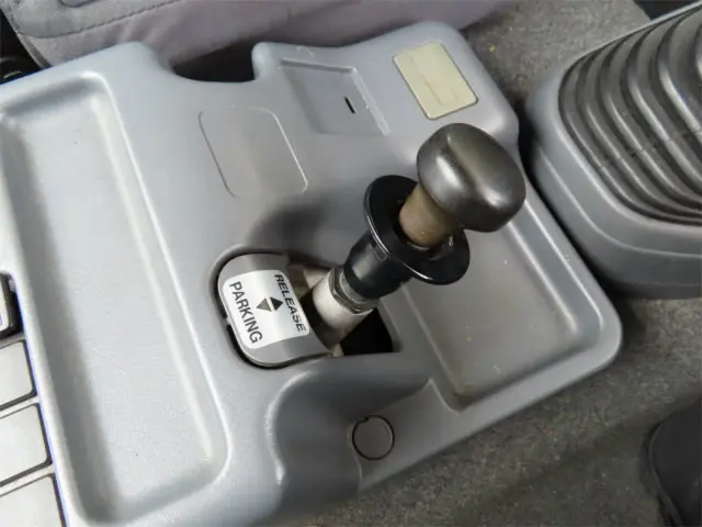 いすゞ フォワード LKG-FTR90S2(2WD)の写真18