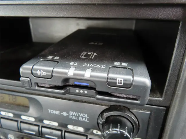 いすゞ フォワード LKG-FTR90S2(2WD)の写真20