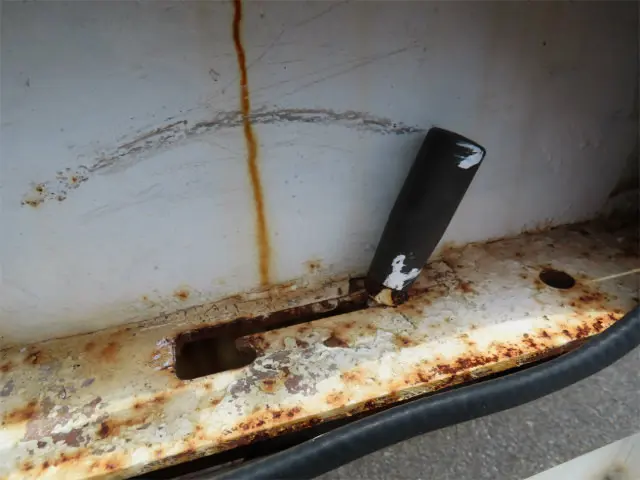 いすゞ フォワード LKG-FTR90S2(2WD)の写真38