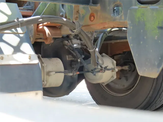 いすゞ フォワード LKG-FTR90S2(2WD)の写真50