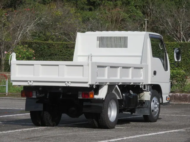 いすゞ エルフ TPG-NKR85AN(2WD)の写真3