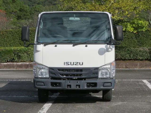 いすゞ エルフ TPG-NKR85AN(2WD)の写真6