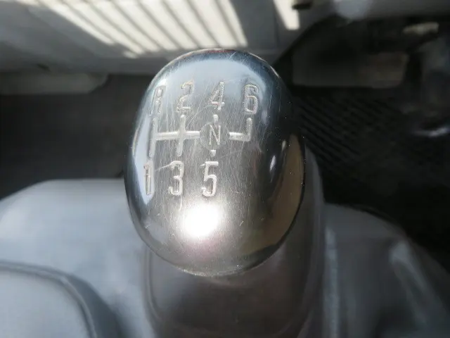 いすゞ エルフ TPG-NKR85AN(2WD)の写真20