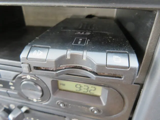 いすゞ エルフ TPG-NKR85AN(2WD)の写真22