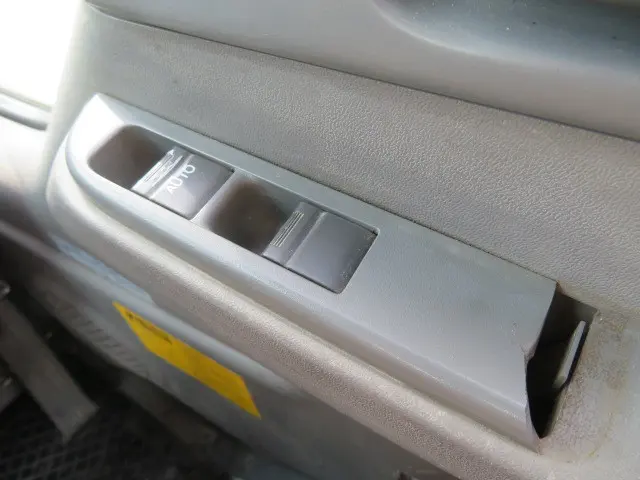 いすゞ エルフ TPG-NKR85AN(2WD)の写真23