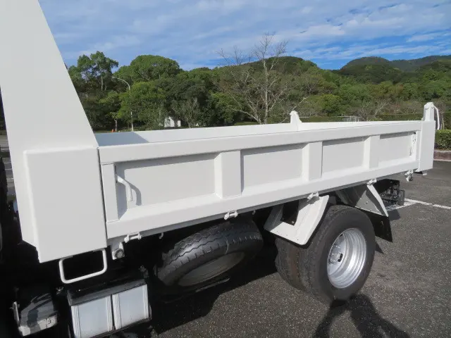 いすゞ エルフ TPG-NKR85AN(2WD)の写真32