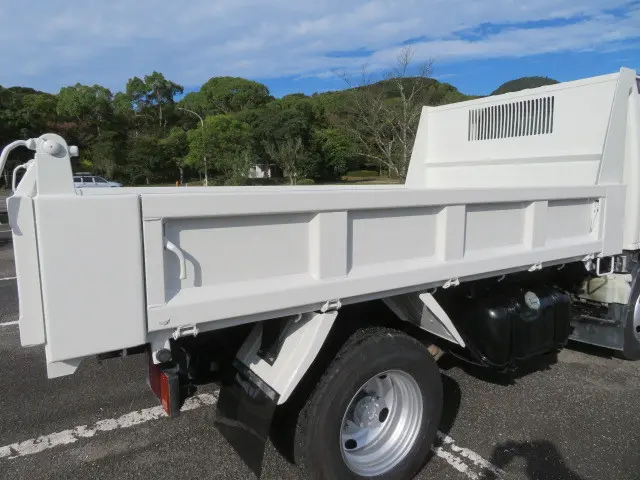 いすゞ エルフ TPG-NKR85AN(2WD)の写真33